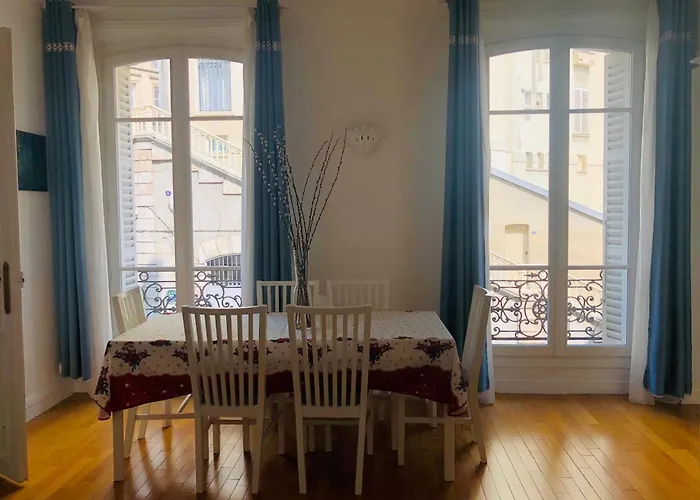 Apartment Comfortable And Luxury Appart-center Of *